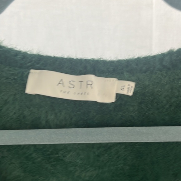ASTR The Label Long Sleeve Fuzzy Sweater - Picture 2 of 4